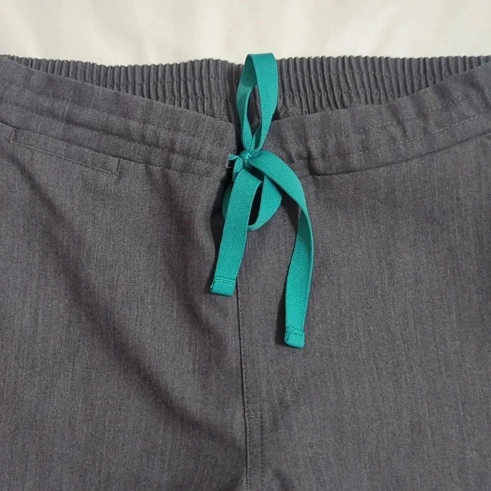 Figs Yola Skinny Scrub Pants, Color Graphite Size S/P